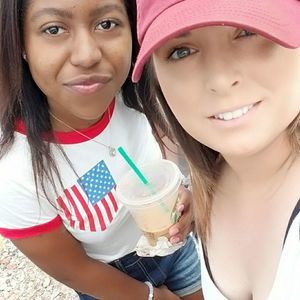 Meet your Posher, Sabrina